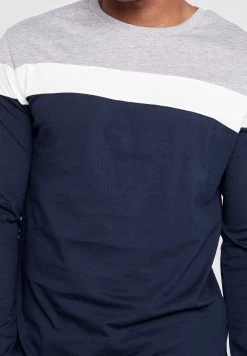 Pier One Camiseta De Manga Larga - Grey -Pier One Ventas 046e8e6b8447480d8a0cf48ac00e579b