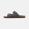 Pier One Sandalias Planas - Brown