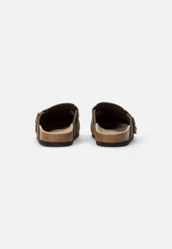 Pier One Leather Unisex - Pantuflas - Brown 10 Pier One Leather Unisex - Pantuflas - Brown -Pier One Ventas 18a09b6c3e71439784e427988b058842