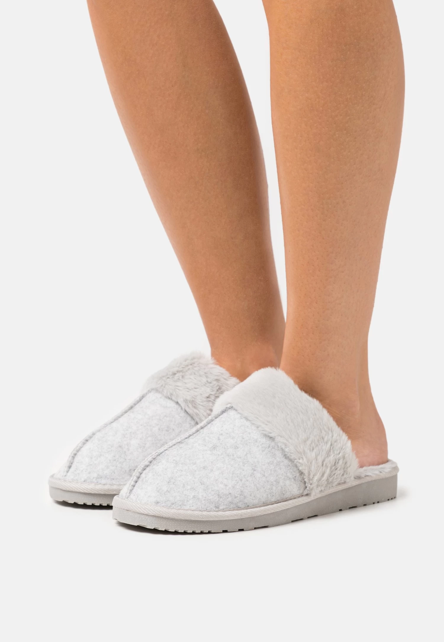 Pier One Pantuflas - Grey 3 Pier One Pantuflas - Grey