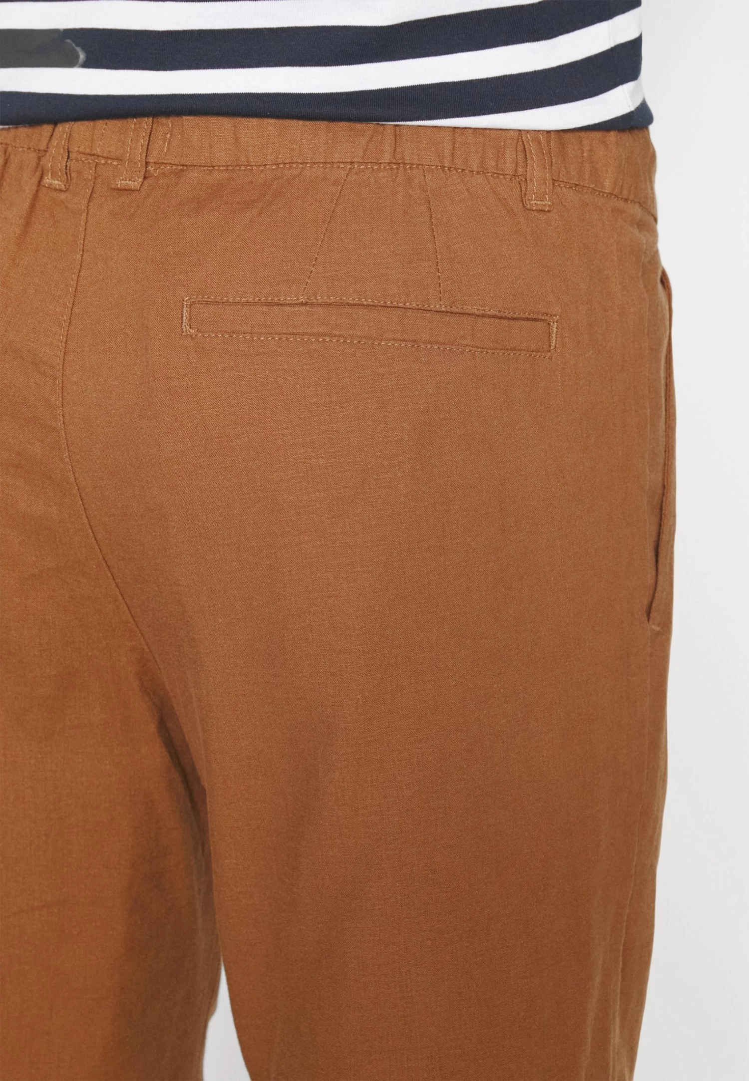 Pier One Linen Blend Drawcord Shorts- Shorts - Brown 8 Pier One Linen Blend Drawcord Shorts- Shorts - Brown - Imagen 6