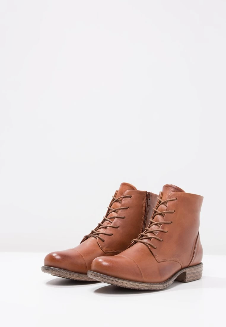 Pier One Botines Con Cordones - Brandy 6 Pier One Botines Con Cordones - Brandy - Imagen 4