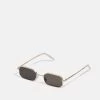 Pier One Unisex - Gafas De Sol - Gold-Coloured/Black 2 Pier One Unisex - Gafas De Sol - Gold-Coloured/Black -Pier One Ventas 579419c32ce3413886d6cedeb8d20aa9