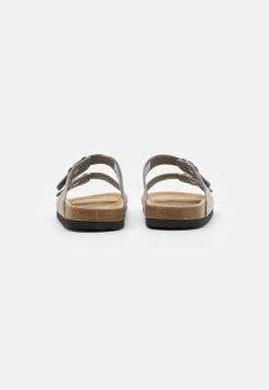 Pier One Leather Unisex - Pantuflas - Grey 10 Pier One Leather Unisex - Pantuflas - Grey -Pier One Ventas 5c52920d2cf64005948ca6c907d5c2d5
