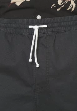 Pier One 2 Pack - Shorts - Olive/Black -Pier One Ventas 6ca63c98df264145a6f1de71006806c5