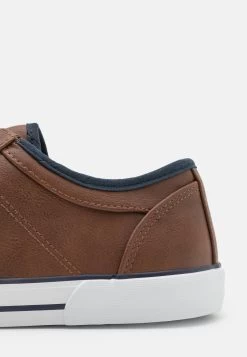 Pier One Unisex - Zapatillas - 708 13 Pier One Unisex - Zapatillas - 708 -Pier One Ventas 6cb9961057c1485da074209b854ade4a