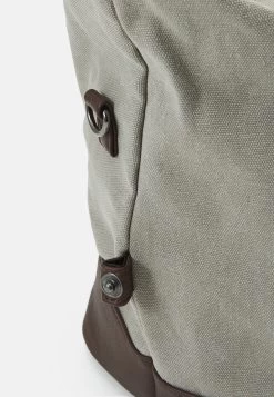 Pier One Unisex - Bolsa De Viaje - Grey -Pier One Ventas 6fa7c56bd7a241beadc9861c482d7855