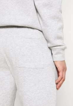 Pier One 2 Pack - Pantalones Deportivos - Mottled Light Grey/Mottled Dark Blue 17 Pier One 2 Pack - Pantalones Deportivos - Mottled Light Grey/Mottled Dark Blue -Pier One Ventas 737d28e17a324ecc9e683cebbda75492