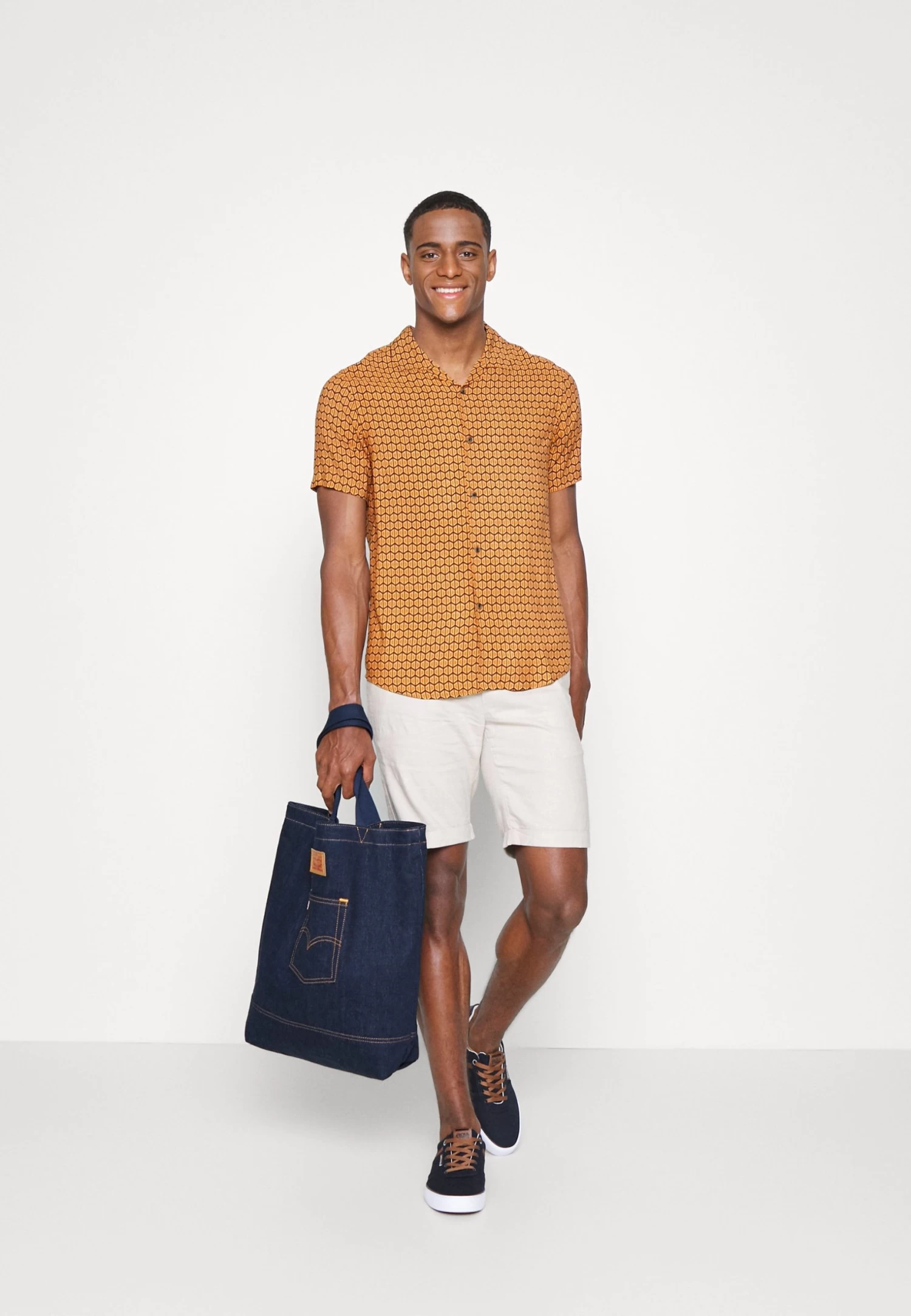 Pier One Linen Blend Drawcord Shorts- Shorts - Beige 4 Pier One Linen Blend Drawcord Shorts- Shorts - Beige - Imagen 2