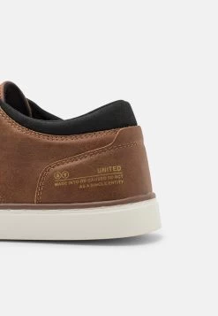 Pier One Zapatillas - Cognac 13 Pier One Zapatillas - Cognac -Pier One Ventas 8733e13d37d6492285523affe08eb939