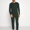 Pier One Pijama - Dark Green -Pier One Ventas 9abdb0c16ad3491db09f8f4cc379e3c7
