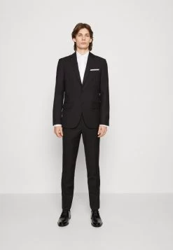 Pier One Traje - Black 11 Pier One Traje - Black -Pier One Ventas d1eba8cc6f304306bf7499522d29e239