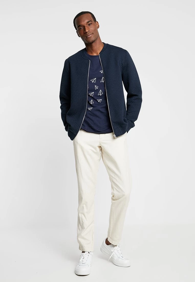 Pier One Camiseta Estampada - Dark Blue 4 Pier One Camiseta Estampada - Dark Blue - Imagen 2