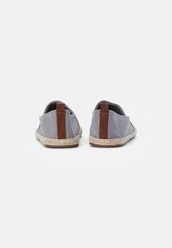 Pier One Rena Espadrille Unisex - Alpargatas - Light Grey -Pier One Ventas fe23b761b30844ac92e7eccfef327beb